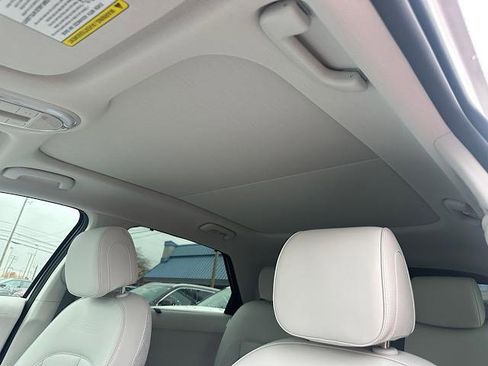 New 2024 Hyundai Ioniq 5 Limited image 8