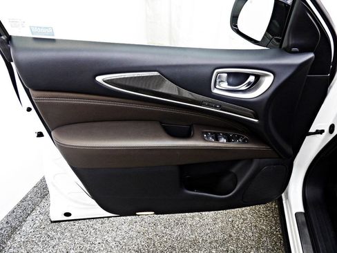 Used 2020 INFINITI QX60 Luxe w/ Essential Package image 7