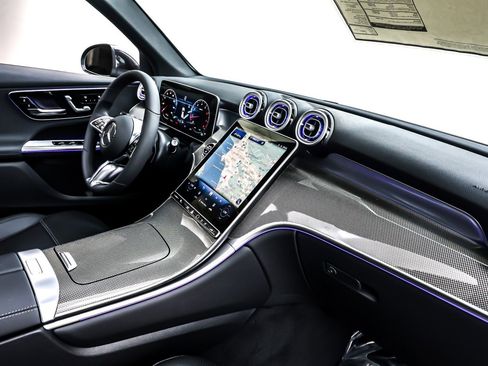New 2026 Mercedes-Benz GLC 300 image 5