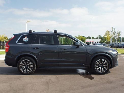 Used 2021 Volvo XC90 T6 Momentum w/ Advanced Package image 25