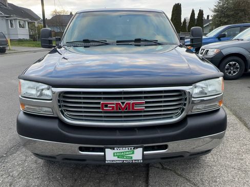 Used 2002 GMC Sierra 2500 2WD Crew Cab HD image 2