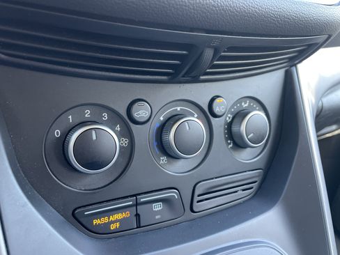 Used 2016 Ford Escape SE image 22