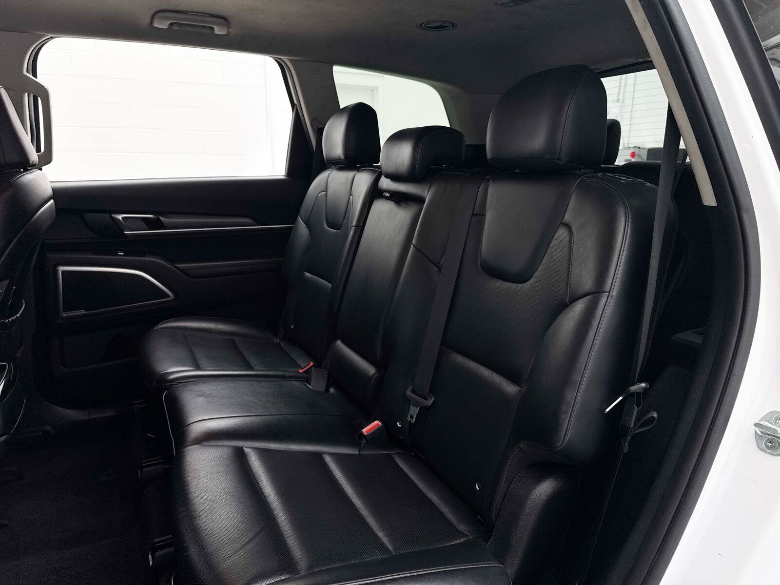 Used 2021 Kia Telluride LX FWD image 29