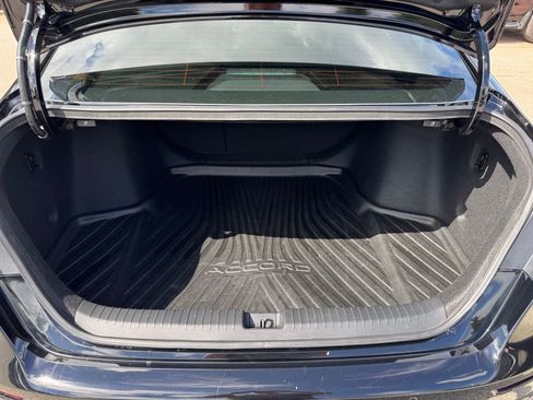 Used 2025 Honda Accord EX-L image 5