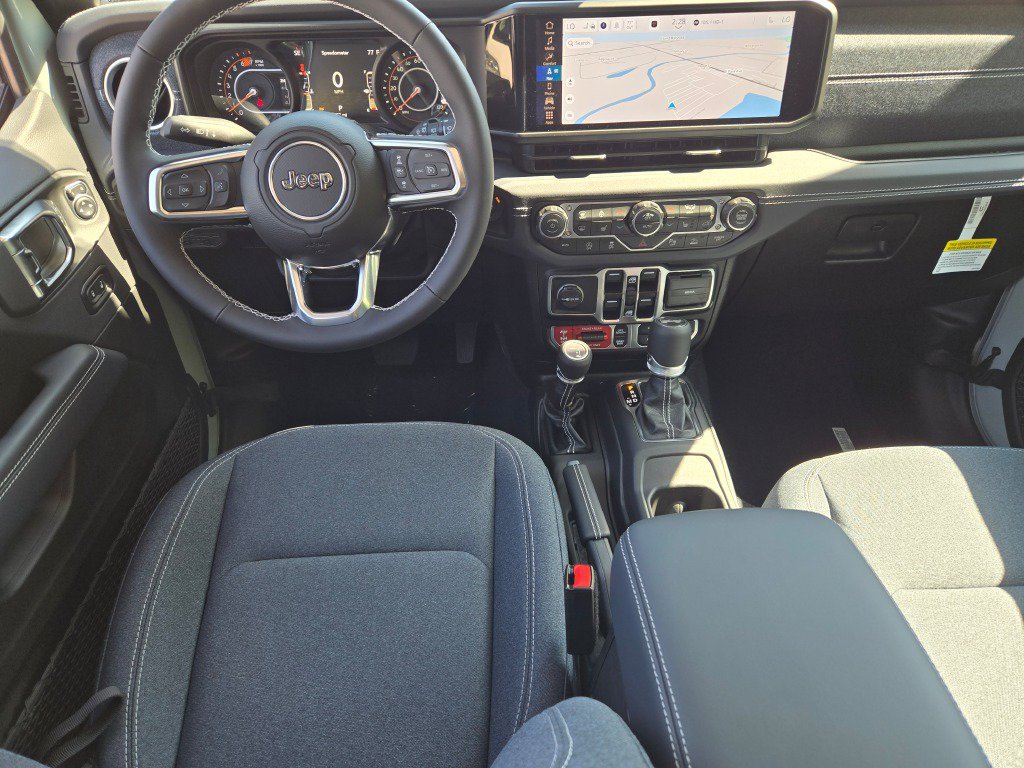 New 2026 Jeep Wrangler Unlimited Rubicon AWD/4WD image 2