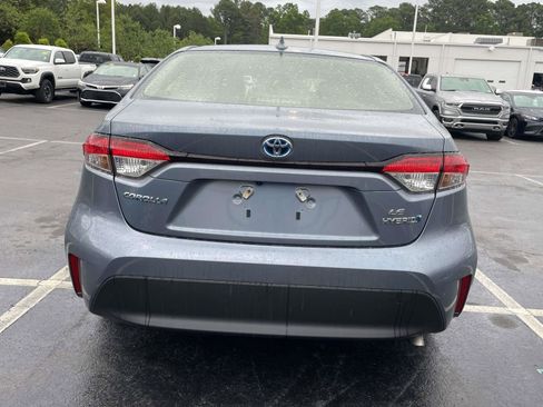Used 2024 Toyota Corolla LE AWD/4WD image 15