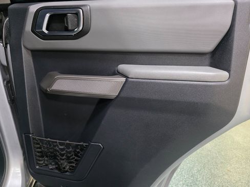 Used 2022 Ford Bronco Black Diamond image 40