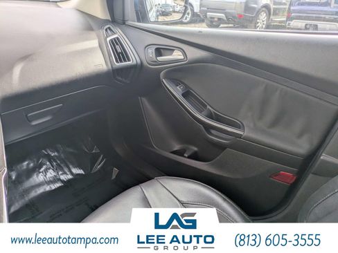 Used 2018 Ford Focus Titanium FWD image 15