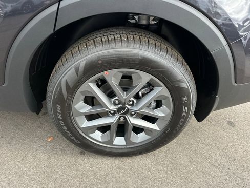 New 2025 Kia Telluride LX image 39