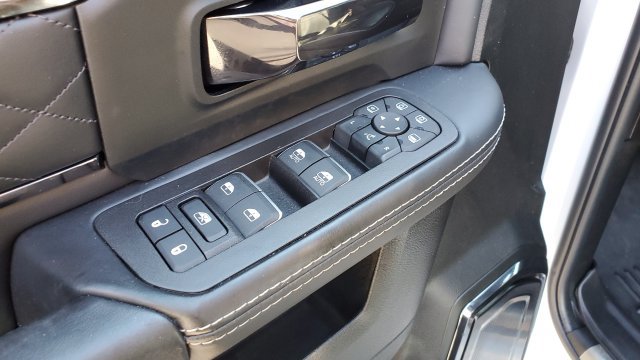 Used 2025 RAM 3500 Limited AWD/4WD image 11