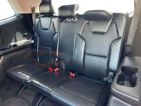 Used 2025 Kia Telluride S AWD/4WD image 16