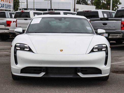 Used 2021 Porsche Taycan Turbo image 2