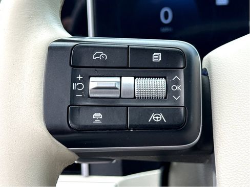 Used 2025 Hyundai Santa Fe Calligraphy AWD/4WD image 16