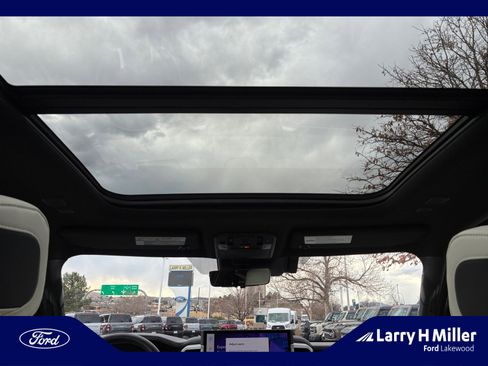 Used 2024 Toyota Sequoia Capstone image 32