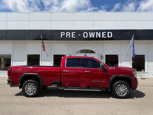 Used 2022 GMC Sierra 3500 Denali w/ Denali Ultimate Package AWD/4WD image 4