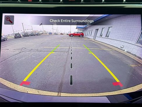 Used 2022 Jeep Grand Cherokee Overland w/ Luxury Tech Group IV image 16