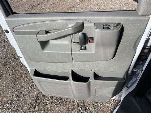 New 2025 GMC Savana 2500 Extended w/ Driver Convenience Package RWD image 23