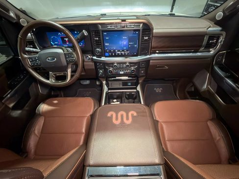 Used 2024 Ford F350 King Ranch AWD/4WD image 11
