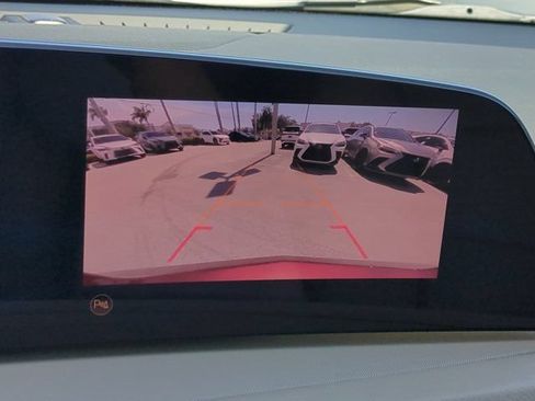 Used 2024 Cadillac XT4 Luxury FWD image 18
