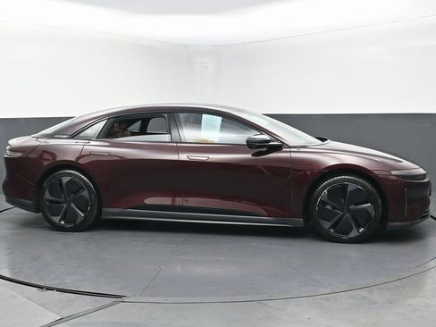 Used 2024 Lucid Air Touring image 5