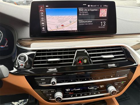 Used 2020 BMW 540i xDrive w/ M Sport Package image 20