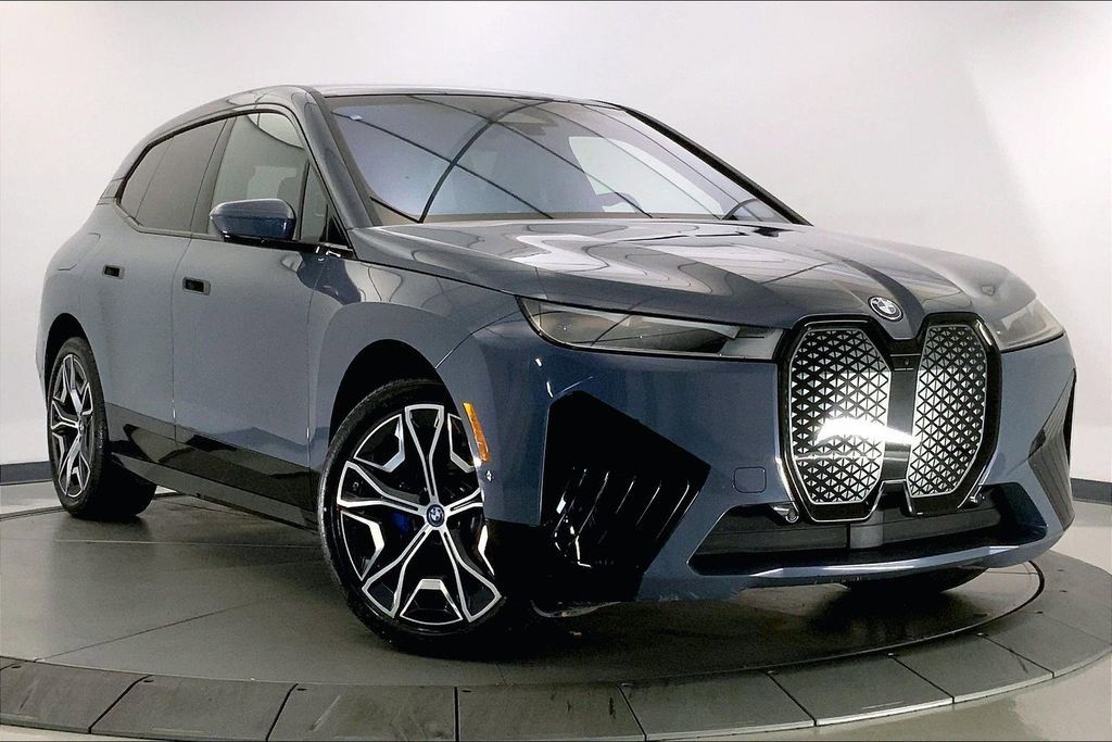 Certified 2024 BMW iX xDrive50 w/ Premium Package AWD/4WD image 1