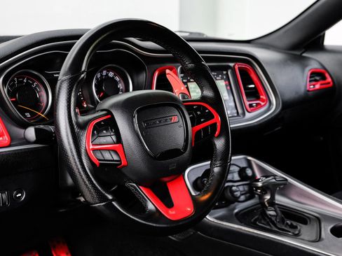 Used 2020 Dodge Challenger R/T RWD image 22