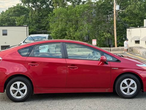 Used 2013 Toyota Prius Three FWD image 5