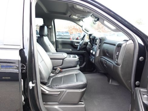 Used 2023 GMC Sierra 1500 Pro w/ Graphite Edition image 32