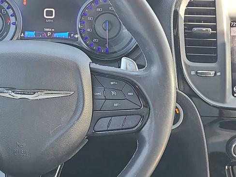 Used 2018 Chrysler 300 S w/ 300S Premium Group RWD image 22