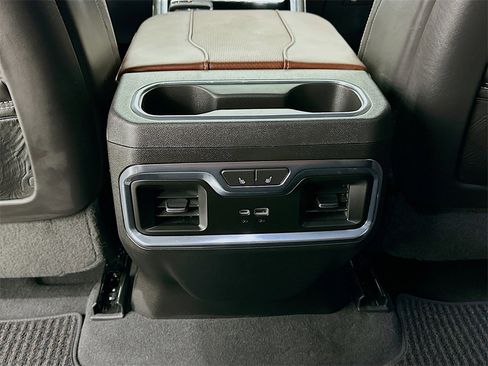 Used 2023 GMC Sierra 1500 Denali Ultimate image 27