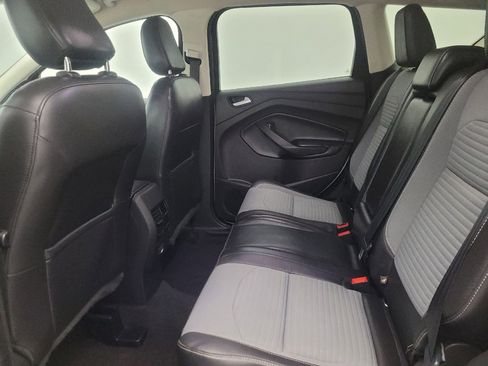 Used 2019 Ford Escape SE FWD image 18