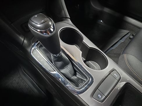 Certified 2019 Chevrolet Cruze LS FWD image 22