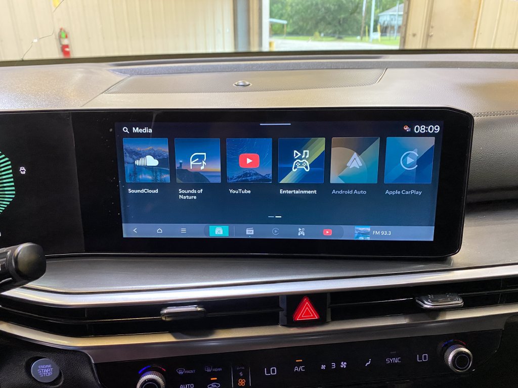 Used 2025 Kia Sorento EX w/ Panoramic Sunroof Package FWD image 42