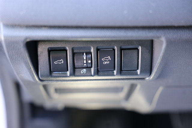 Used 2020 Subaru Outback Premium w/ Popular Package #1 AWD/4WD image 18