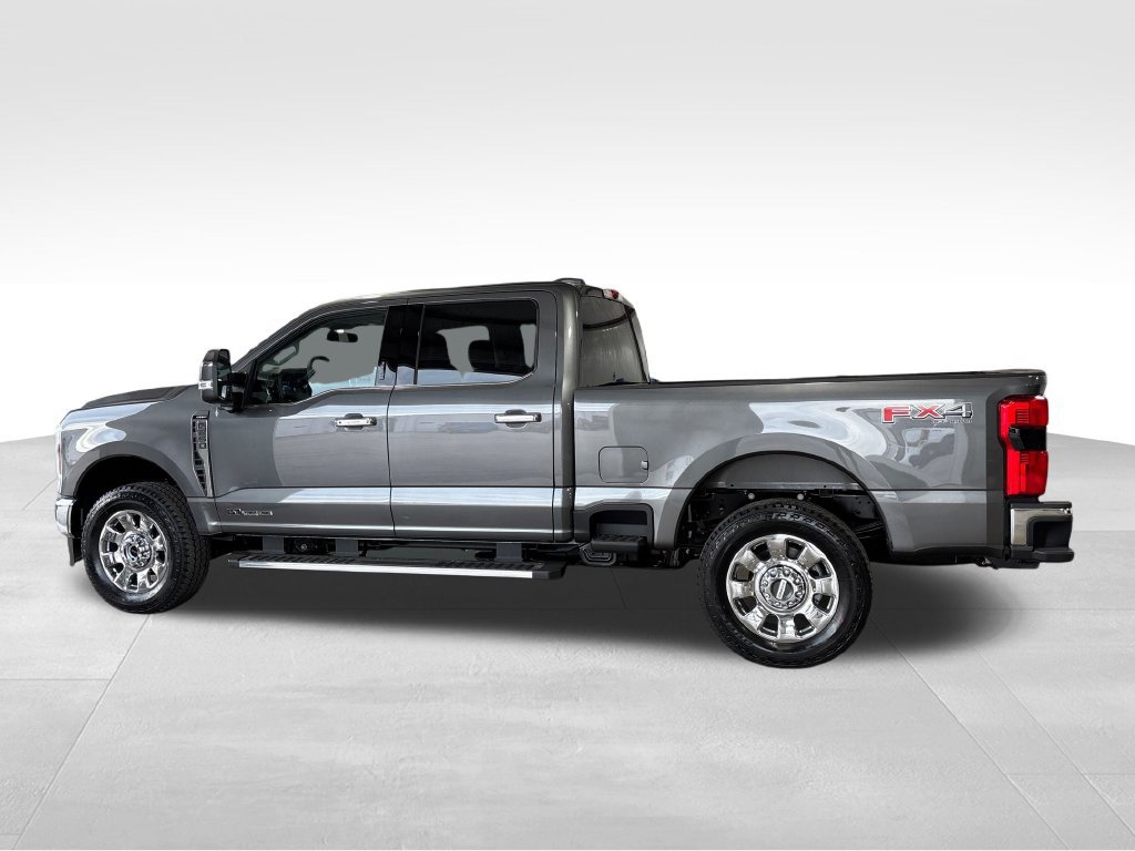 New 2026 Ford F250 Lariat w/ Chrome Package AWD/4WD image 2