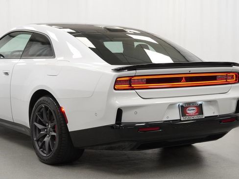 Used 2024 Dodge Charger Daytona Scat Pack w/ Plus Group AWD/4WD image 13