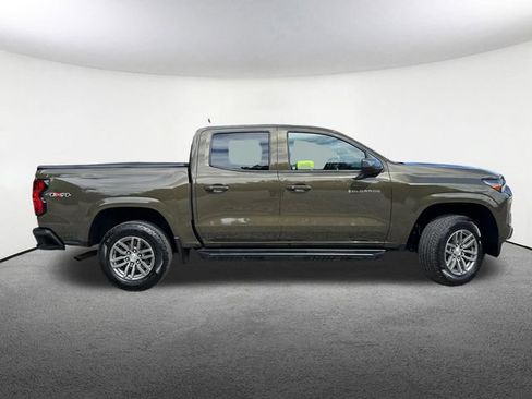 Used 2023 Chevrolet Colorado LT w/ LT Convenience Package AWD/4WD image 15