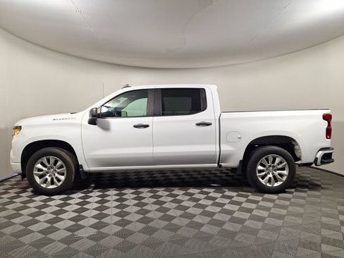 Used 2023 Chevrolet Silverado 1500 Custom RWD image 8