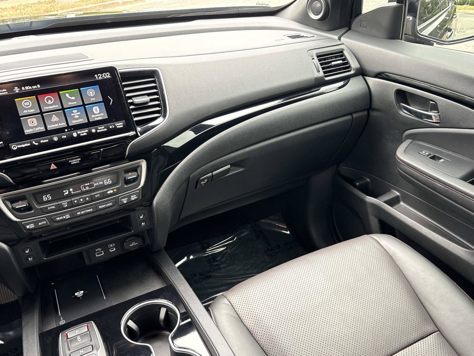 Used 2025 Honda Ridgeline Black Edition image 28