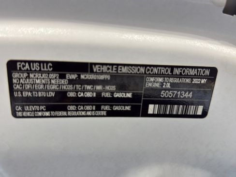 Used 2022 Alfa Romeo Giulia Ti RWD image 22