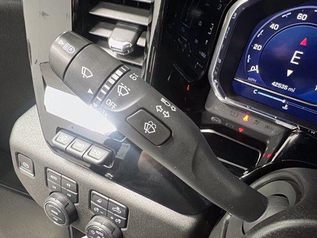 Used 2024 Chevrolet Silverado 3500 High Country w/ Technology Package AWD/4WD image 30