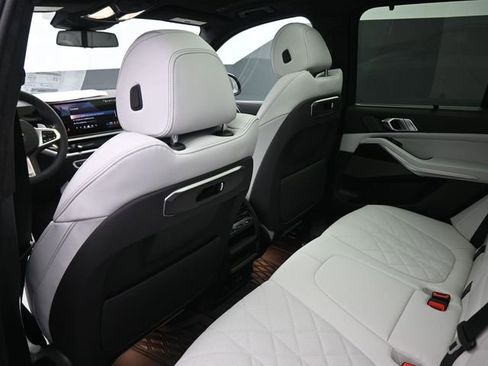 New 2026 BMW X5 xDrive40i image 10
