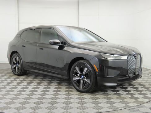 Certified 2025 BMW iX xDrive50 image 3