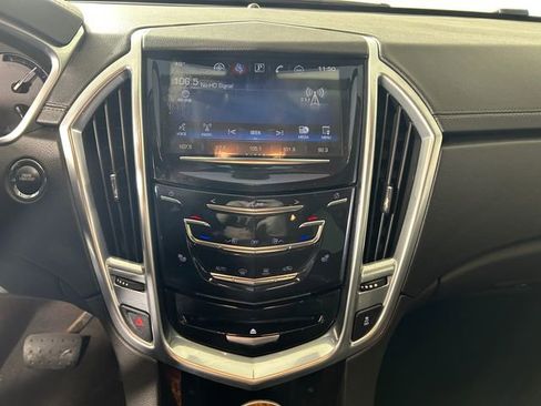 Used 2013 Cadillac SRX Luxury image 22