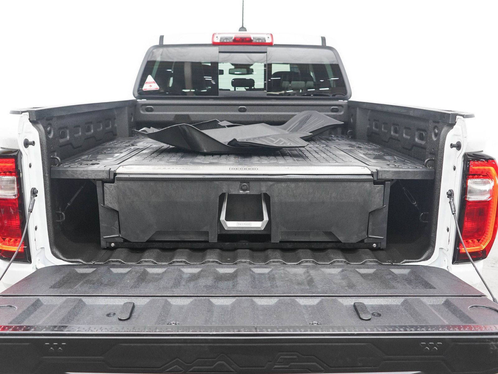 Used 2026 GMC Canyon AT4X AWD/4WD image 17