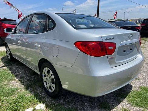 Used 2010 Hyundai Elantra GLS FWD image 5
