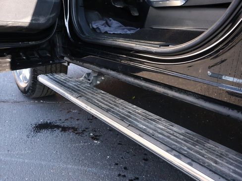 Used 2023 Ford F150 Platinum w/ Equipment Group 701A High image 10