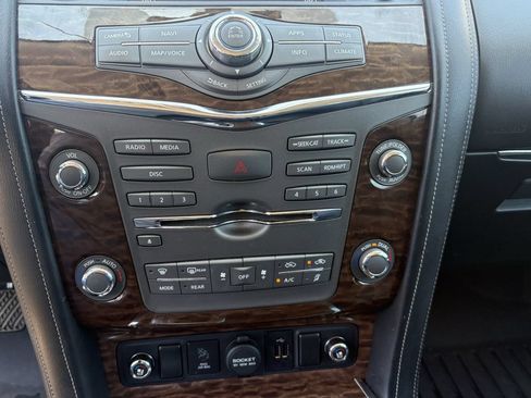 Used 2018 Nissan Armada Platinum w/ Captain Seat Package RWD image 20