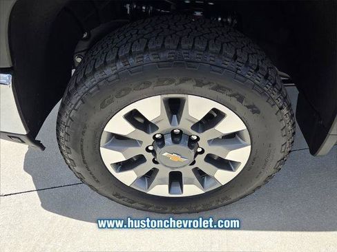 New 2026 Chevrolet Silverado 2500 LT AWD/4WD image 9